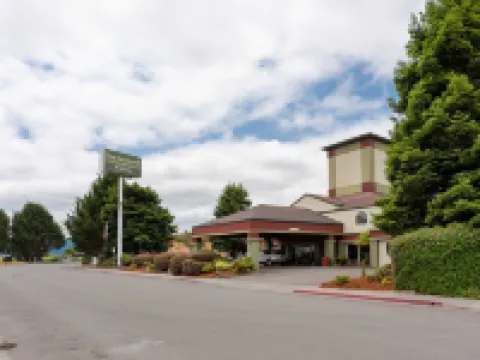 The Redwood Riverwalk, a Boutique Hotel Hoteles en Fortuna