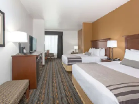 Best Western Plus Lincoln Inn  Suites Hotels in Lincoln