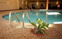 Whitefish Lodge and Suites - Pools