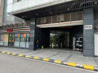 JB City CIQ-R&F Shopping Mall Apartment - Bungalows