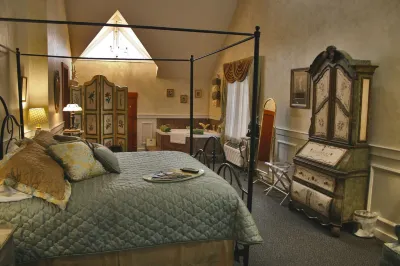 The Lodge at Grant's Trail Hotels in Arnold