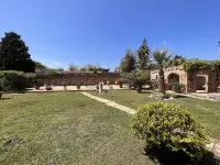Villa Chiarenza Maison d'Hotes - Bed and breakfasts