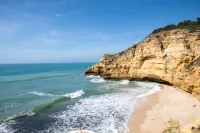 Casinha da Sorte - Stylish & Unique House Hotels in Ferragudo