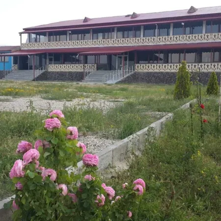 Parasut Village Hotel