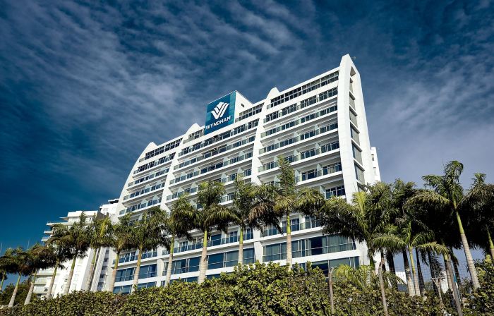 Wyndham Manta Sail Plaza Hotel and Convention Center