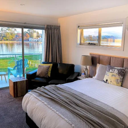 Ulverstone River Edge HolidayApartments