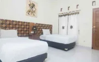 Ndalem Padma Guesthouse Hotell i Sariharjo