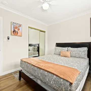 Bright & Cozy Getaway-10Min to Downtown La