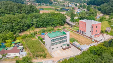 Namyangju Jeongwon Pension