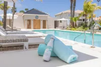 Dolphin Suites & Wellness Curacao - Beach