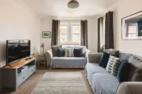 Apartment - Sleeps 4 Pet Friendly & Free Parking