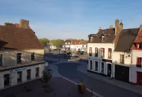 Les Remparts Hotels in Gouy-Saint-Andre