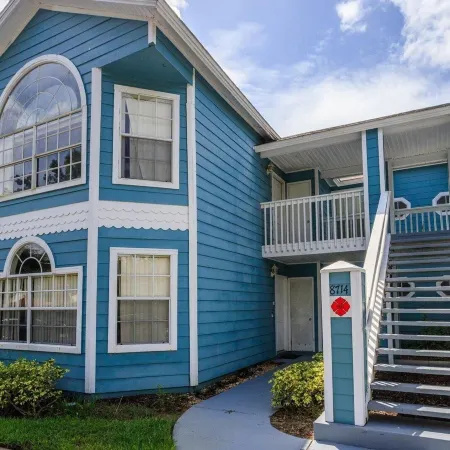 Villas at Island Club Community, Pools, Jacuzzi and More!