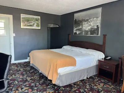 East Court Motel