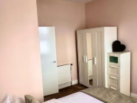 Prestwick Kingb PetsOk Freep Wifi Tv Hotels in Prestwick