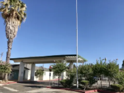 Sunrise Inn Hotels in Turlock