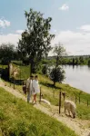 WonderInn Riverside - Homestays