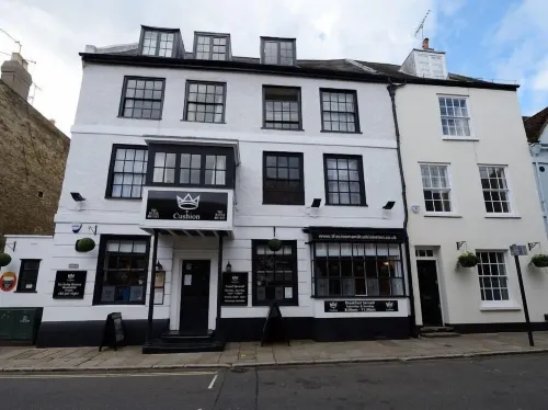 The Crown and Cushion - parking
