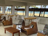 Hôtel Lounge Madiana Plage Hotels in Grand-Bassam
