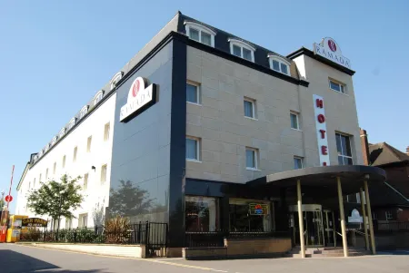 Savera Hotel South Ruislip Отели в г. Райслип