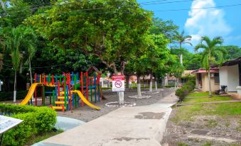 Nacazcol - Playas del Coco