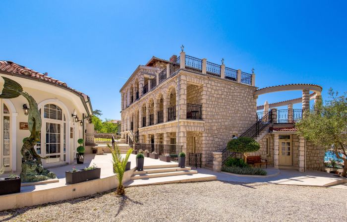 Villas Arbia - Margita Beach Hotel