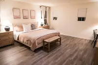 New Spacious 5 Bed 3 Bath Vacation House near Sequoia /w Tub, BBQ, EV
