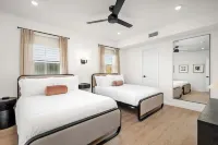 2Linkd Suites •6Br Ensuite •Slps17 •Pool&Spa•Gated