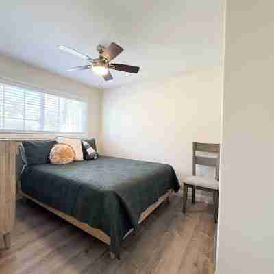 Enchanting 2-bedroom house with WiFi in sunny Bird Rock - La Jolla Rooms