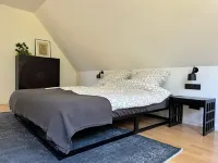 Modern, quiet vacation apartment with garden in the Hülser Bruch nature reserve