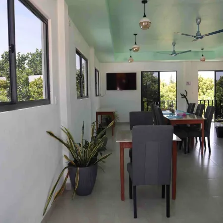 Clouds Beach Retreat Laamu Gan