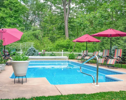 Cherry Valley Manor Hotels in Smithfield Township