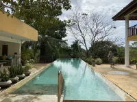 Ratnakara - สระว่ายน้ำแบบอินฟินิตี้