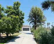 Artist Retreat home Designed By Ricardo Montano Hotels in Fontana