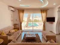 Villa Lina : Modern swimming pool not overlooked Djerba Hotels in 
