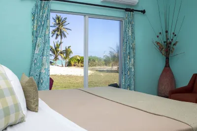 Exuma Sea Grape: Sandy Isle Escapes -formally Shoreline Beach Club Hotels in 