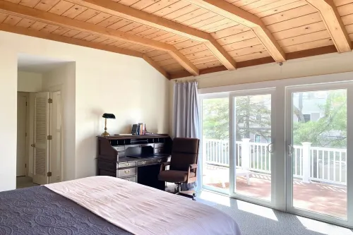 Family-Friendly Cape Cottage Just 3 Minute Walk to Beach!