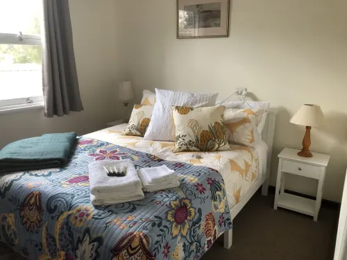 Quaint Family Home in Walpole with sleep-out