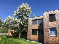 100 m2 Penthouse mit 3 Schlafzimmer, Grosser Überdachter Terrasse und Bergblick Hotels in 