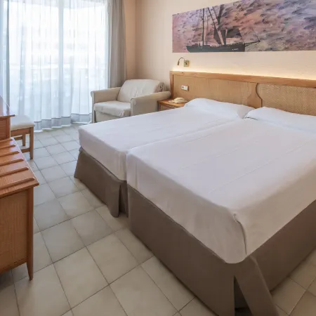 Hotel GHT Oasis Tossa & Spa
