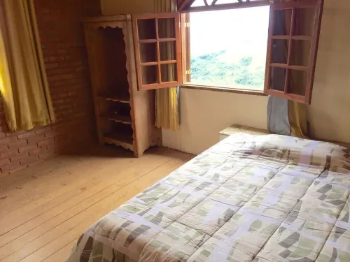 White Mountain Hotels in Lima Duarte