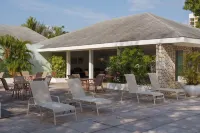 Tranquil Studio in Gated Community with Beach & Pool