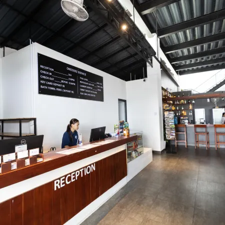 Onederz Sihanoukville Отели рядом с достопримечательностью «Пляж Mlop Chrey»