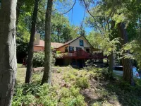 Pet Friendly Lakefront Cabin