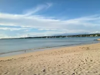 Spacious 3 bdr/2 bath apartment near Buye and La Mela, full A/C, WiFi, sleeps 8 Hotels in Miradero