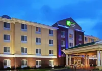 Holiday Inn Express & Suites Chicago South Lansing Hotels in Lansing