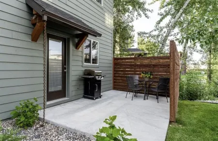 Rainbow Haven down by the Gallatin River Отели в г. Фор Корнерс