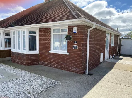 Luxury on one level, Fully Refurbished, Brand New! Отели в г. Thornton-Cleveleys