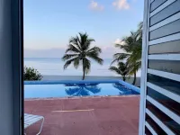 Welcome to Coconut Cay *As Seen on HGTV - pantai