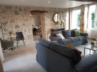 NEW: Beautiful stone house with fireplace and swimming pool